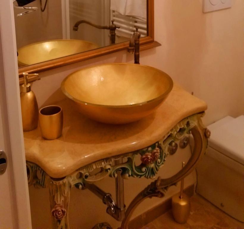 B&B La Porta Rossa Noale Værelse billede